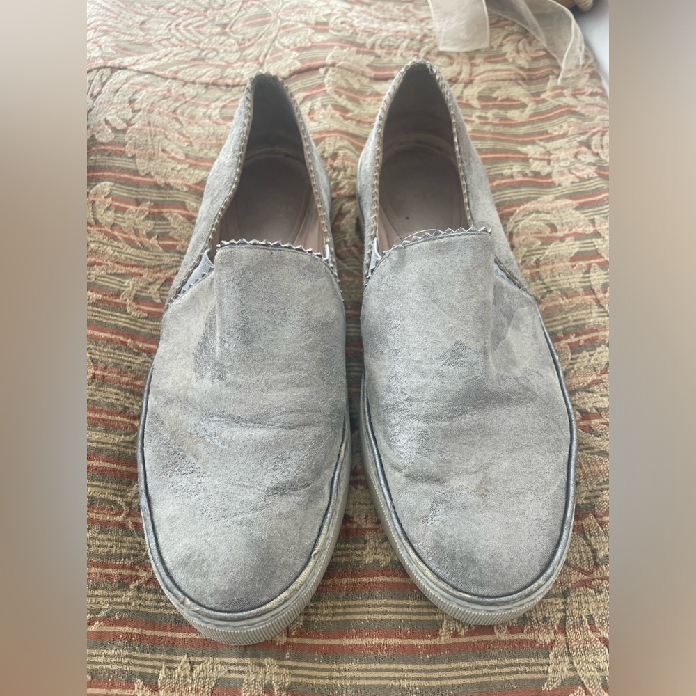 Stuart Weitzman camouflaged slip in shoes wasn’t zero 36 m